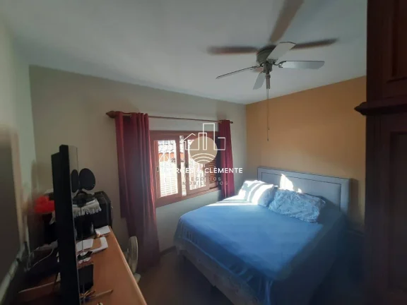 Imagem Casa com 3 dormitórios à venda, 294 m² por R$ 1.500.000 - Vila Esperia