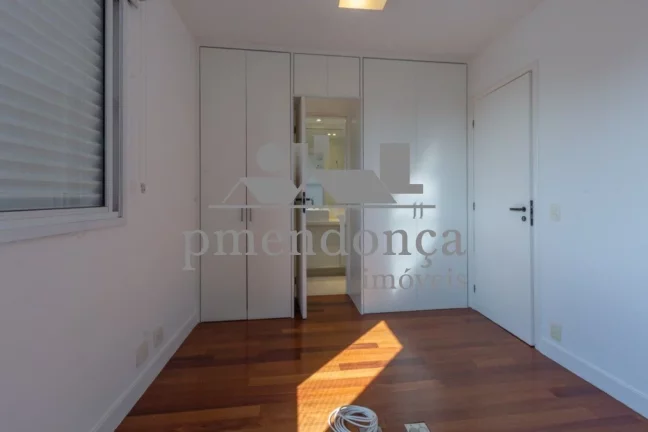 Imagem Apartamento a venda Pinheiros com 2 quartos (1 suíte) e 1 vaga, 68m²