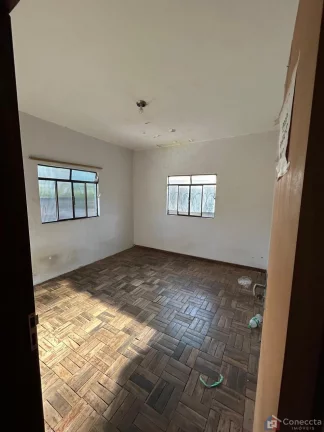 Imagem Casa à Venda no Jardim Paulistano em Patos de Minas – 2 Quartos, Garagem Coberta e Terreno Amplo