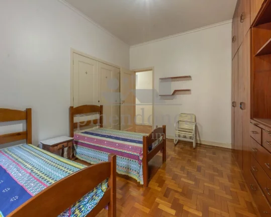 Imagem Apartamento em Higienópolis com 3 quartos sendo 1 suite e 1 vaga, 217 m2