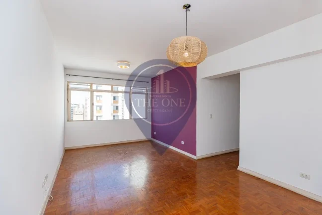 Imagem Apartamento à venda em Cerqueira César, São Paulo-SP: 3 quartos, 2 salas, 2 banheiros, 1 vaga, 100m². Venha conferir!