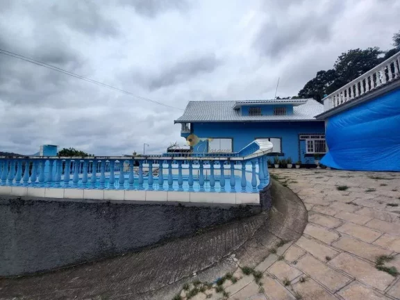 Imagem Casa para Venda em Teresópolis / RJ no bairro Fazendinha