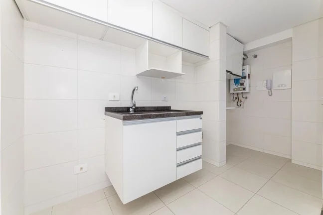 Imagem Apartamento de dois quartos no Bacacheri