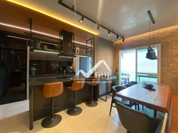Imagem Apartamento com 2 dormitórios à venda, 75 m² por R$ 1.350.000,00 - Gonzaga - Santos/SP