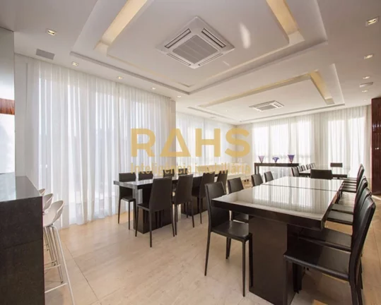 Imagem Chegou a hora de voltar às origens. O Newport resgata o melhor da construção tradicional de alto ...