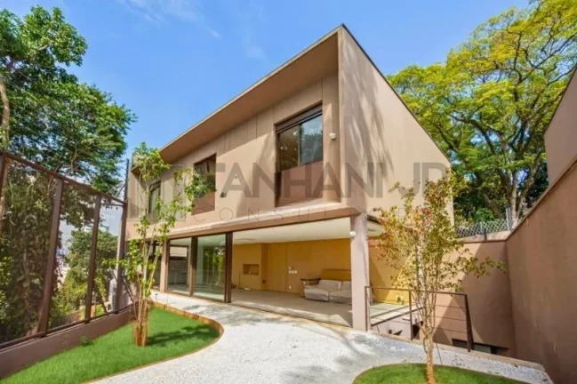 Imagem Casa nova de alto padrão em Condomínio na Cidade Jardim - 4 quartos, 4 suítes, 4 salas, 6 banheiros, 3 vagas de garagem - São Paulo-SP