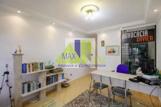 Imagem Oportunidade única: Casa espetacular para alugar no coração da cidade! 3 quartos amplos, churrasqueira, 5 vagas de garagem