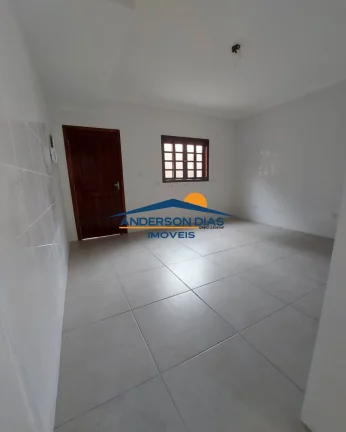 Imagem Sobrado com 2 suítes à venda, 85M² por R$ 380.000 - Jd. Primavera - Caraguatatuba/SP