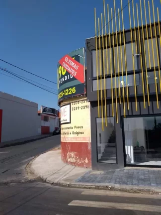 Imagem VENDO...Prédio comercial de Padrão Superior na principal Rua de Tatuí...!!!