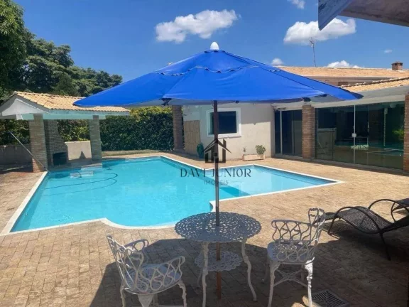 Imagem Casa com 3 dormitórios sendo 1 suite à venda, 553 m² por R$ 1.600.000 - Condomínio Vale do Lago - Sorocaba/SP