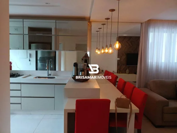 Imagem PITANGUEIRAS- PERTINHO DO MAR , APARTAMENTO FINAMENTE DECORADO, REFORMADO.