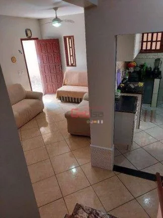 Imagem Casa com 3 dormitórios à venda, 235 m² por R$ 485.000,00 - Palmeiras - Cabo Frio/RJ