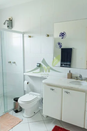 Imagem Casa de Alto Padrão no Condomínio Vale do Flamboyant em Atibaia-SP