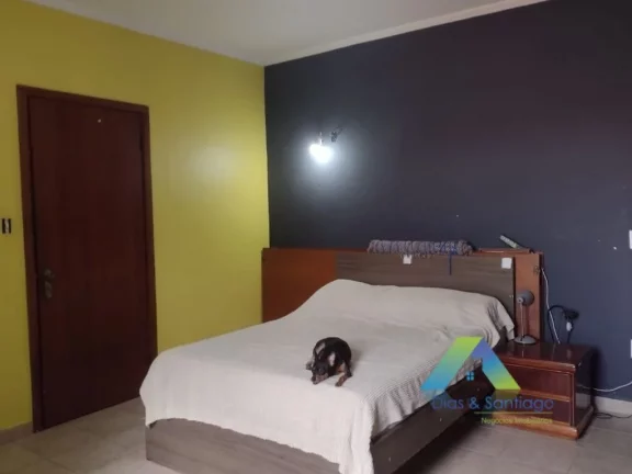Imagem Sobrado com 4 Quartos e 4 banheiros à Venda, 175 m² por R$ 864.990