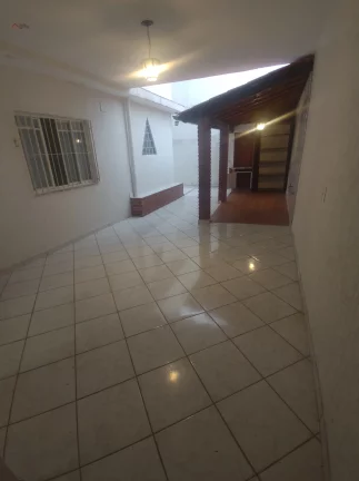 Imagem Sobrado para locação na Vila Prudente, com 2 suítes, 2 salas, quintal e vaga de garagem. Fácil acesso ao METRÔ VILA PRUDENTE e CPTM SÃO CAETANO.