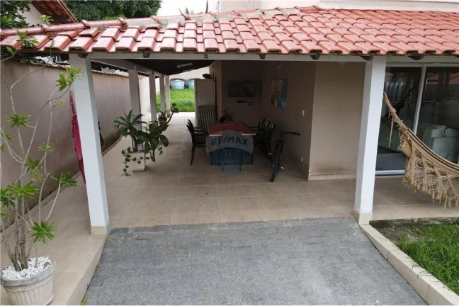 Imagem Casa duplex com cinco dormitórios em condominio fechado.