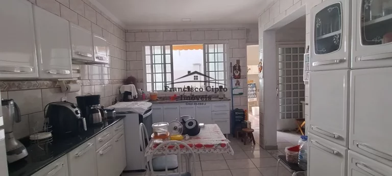 Imagem Casa à venda no bairro Cohab - Guaratinguetá/SP
