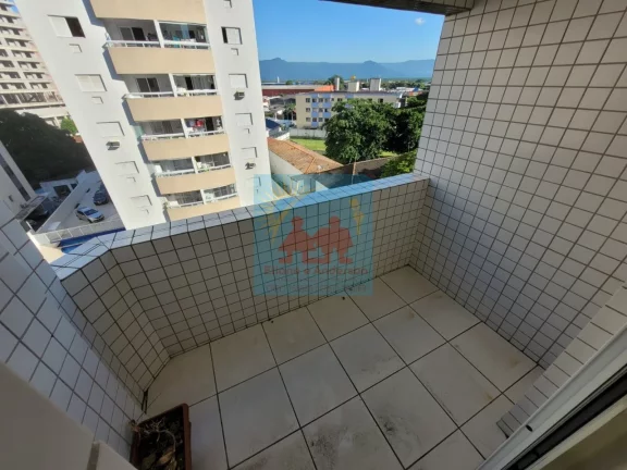 Imagem Oportunidade Única! Apartamento a 300 metros do Mar na Guilhermina, Praia Grande/SP - 329MIL