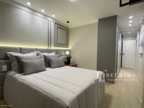 Apartamento Frente Mar para Venda, meia praia, 4 dormitórios, 4 suítes, 5 banheiros, 3 vagas