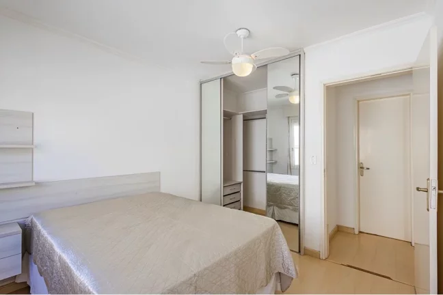 Imagem Apartamento à venda em Porto Alegre, São João, com 1 quarto, 48m²