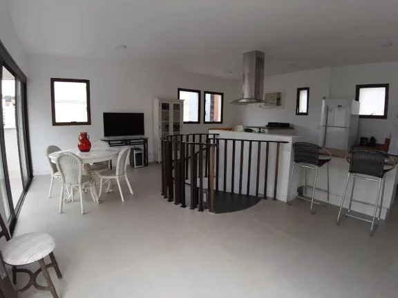 Imagem COBERTURA DUPLEX, COM VISTA PARA O MAR, 2 QUADRAS DA PRAIA COM PISCINA E CHURRASQUEIRA