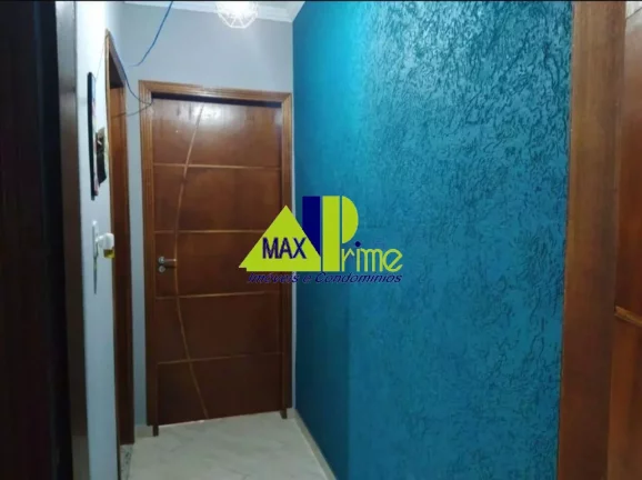 Imagem SOBRADO FRONTAL 148M²/02 QUARTOS/EDÍCULA/QUINTAL/06 VAGAS