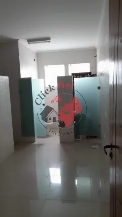 Imagem Vende-se Galpão Industrial e Comercial no Bairro Batistini, São Bernardo do Campo