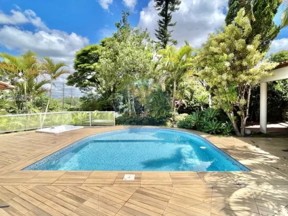 Imagem Casa em Condomínio a Venda no bairro Granja Viana - Carapicuíba, SP