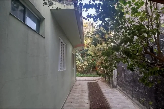 Imagem Casa com 4 quartos, 1 suíte, 6 banheiros e salão comercial. Localizada no Central Parque Sorocaba. Valor R$ 790.000. Confira! RE/MAX Shmone.