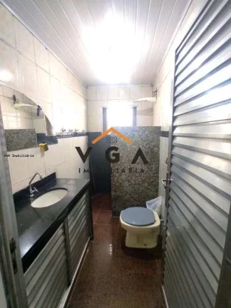 Imagem Casa para Venda em Ferraz de Vasconcelos, Jardim Helena, 5 dormitórios, 4 banheiros, 1 vaga