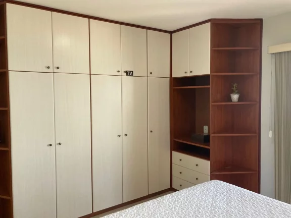 Imagem Excelente Apartamento de Frente para o Mar na Praia do Morro composto por 3 dormitório 1 sendo suíte com duas vagas de Garagens.