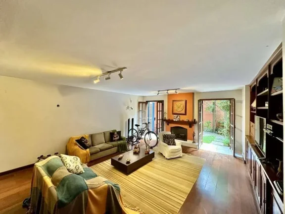 Imagem Jd. Jussara / S. Paulo - Charmosa 4 dorm/2ste, jardim privativo c/ gourmet!