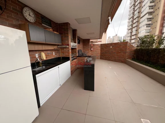Imagem Apartamento Studio com 1 Vaga Demarcada + Depósito em Prédio com Lazer Completo no Bairro do Campo Grande em Santos por R$ 690 mil