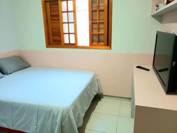 Imagem Casa com 3 dormitórios à venda, 85 m² por R$ 720.000 - Villa Branca - Jacareí/SP