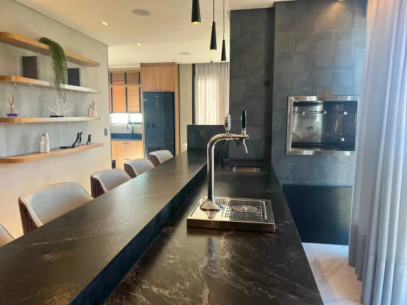 Imagem Apartamento vista mar com 3 suítes e 2 vagas de garagem em Balneário Perequê - SC
