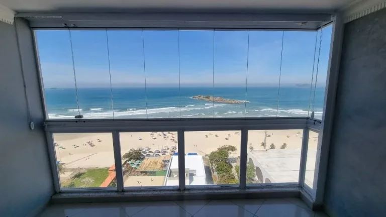 Imagem Apartamento com 4 dormitórios à venda, 180 m² - Pitangueiras - Guarujá/SP