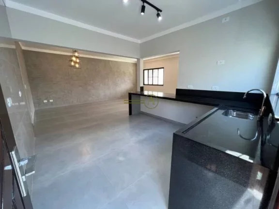 Imagem Casa térrea à venda apenas 600 metros da praia Piscina Churrasqueira