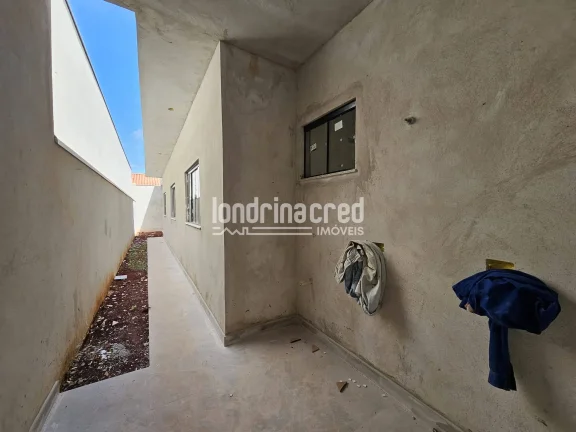 Imagem Casa geminada em construção, 3 quartos (1 suíte), 98m² de área útil, 150m² de terreno, sala, cozinha, 2 banheiros, área gourmet com churrasqueira e 2 vagas.