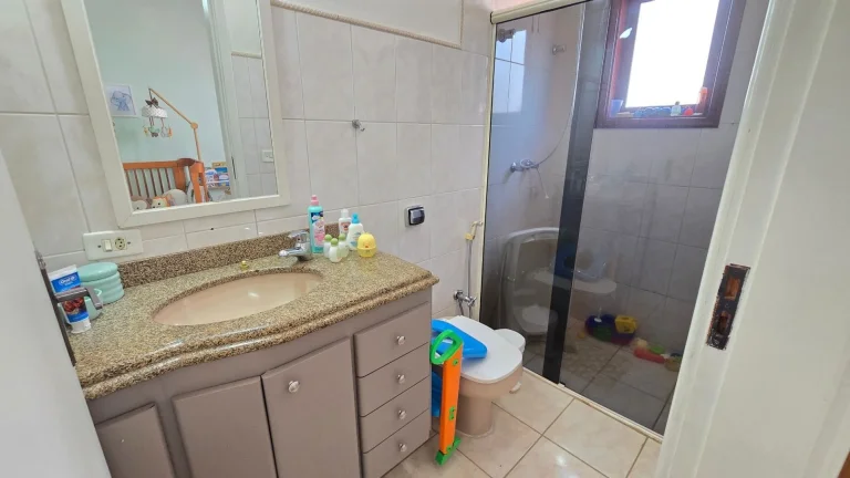 Imagem Casa com 3 suítes à venda, 259 m² por R$ 1.150.000
