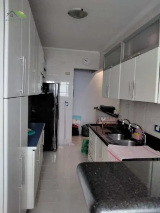 Imagem APARTAMENTO MOBILIADO Á VENDA, COM 2 QUARTOS, 84,00m2 - PÉ NA AREIA - VISTA PARA O MAR - PRAIA GRANDE/SP