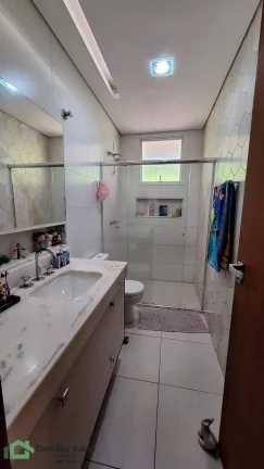 Imagem Casa LOCAÇAO E VENDA térrea e acessível, com 3 dormitórios, sendo 1 suíte