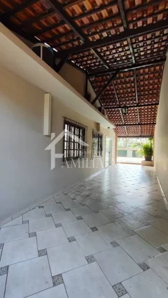 Imagem Casa à venda no bairro Saguaçú com 190m²