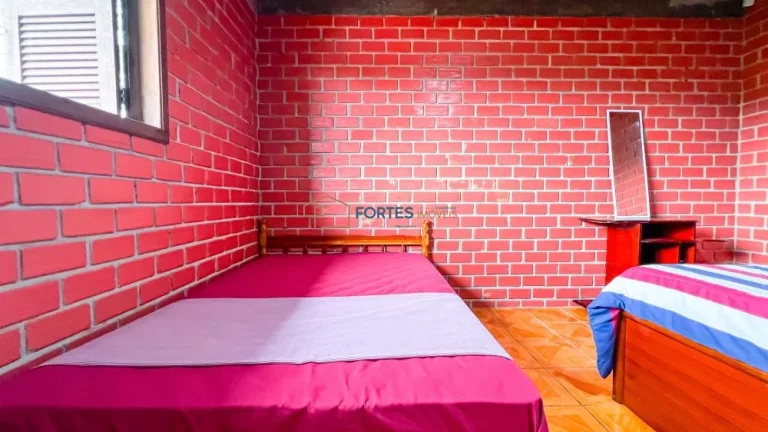 Imagem Fortes Imóveis vende Sobrado em Capão Novo