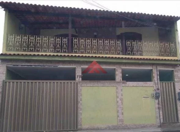 Imagem Sobrado com 3 dormitórios à venda, 250 m² por R$ 850.000,00 - Centro - São Gonçalo/RJ