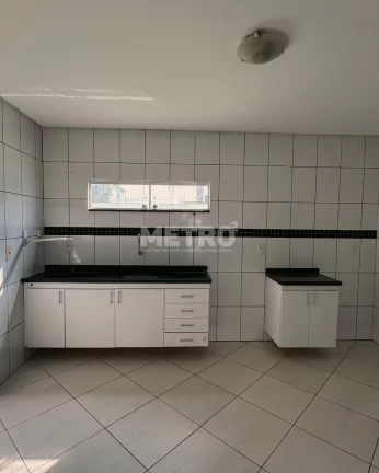 Imagem Casa 3 quartos, sendo dois suítes, Área gourmet com churrasqueira