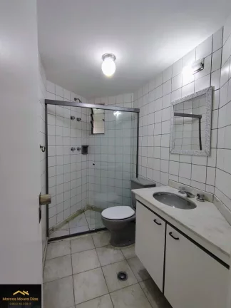 Imagem Apartamento Pinheiros, 2 dormitórios( 1 suíte) e 2 vagas, perto Metrô Fradique e com excelente valor de Condomínio. Edifício com Portaria 24 hs, Gerador e Lazer