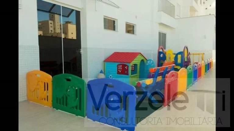 Imagem Apartamento 4 ou + dormitórios para Venda em Balneário Camboriú / SC no bairro Centro