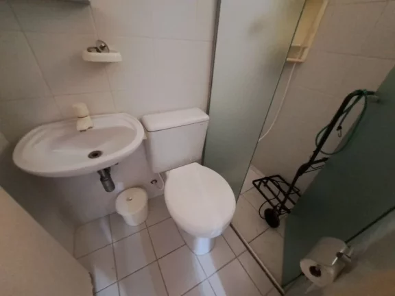 Imagem APARTAMENTO AMPLO REFORMADO COM 2 VAGAS DE GARAGEM LAZER NO PRÉDIO