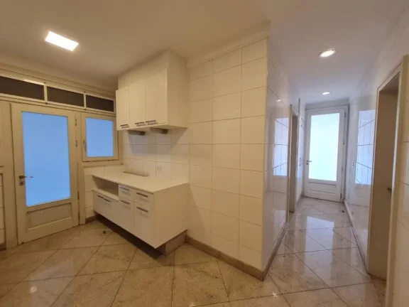 Imagem Casa no Res. Alphaville 2 - 470m²