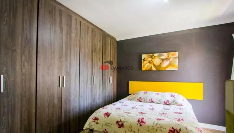 Imagem Sobrado à venda 3 Quartos, 1 Suite, 4 Vagas, 207M², Campestre, Santo André - SP